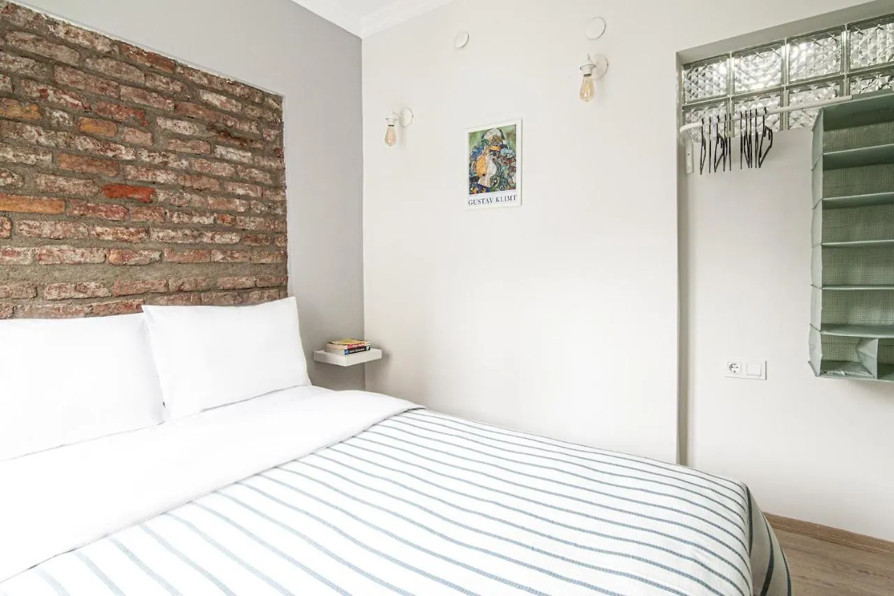 Apartment In Balat Fatih With Central Location Istanbul